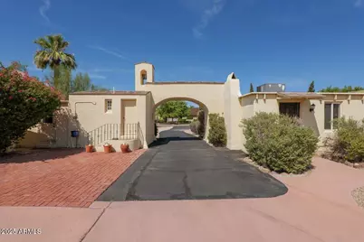 5702 E Camelback, Phoenix, AZ 85018 - Photo 1