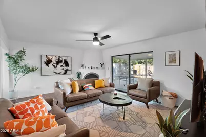 1035 E Pierson Street, Phoenix, AZ 85014 - Photo 1