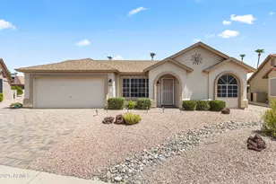 6279 S Sundown Dr, Chandler, AZ 85249 - Photo 1