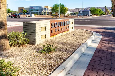 2834 E Hidalgo Avenue, Phoenix, AZ 85040 - Photo 1