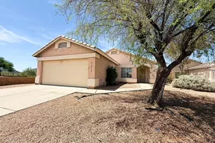 21832 N 36th Dr, Glendale, AZ 85310 - Photo 1