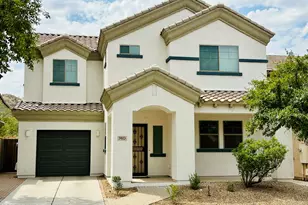 3903 E Branham Ln, Phoenix, AZ 85042 - Photo 1