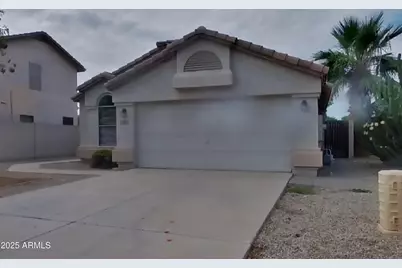 527 E Devon, Gilbert, AZ 85296 - Photo 1