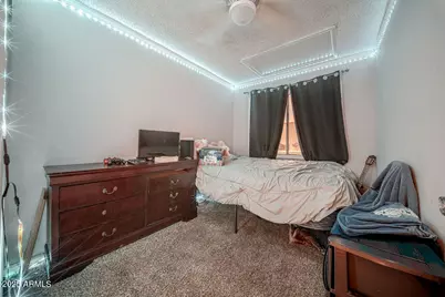 4233 N 68th Avenue, Phoenix, AZ 85033 - Photo 8