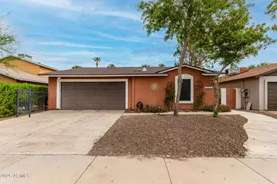 19819 N 3rd Street, Phoenix, AZ 85024 - Photo 1