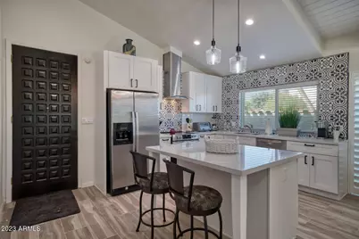 5519 N 71st Place, Paradise Valley, AZ 85253 - Photo 1