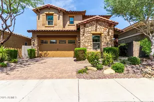 4526 E Vista Bonita Dr, Phoenix, AZ 85050 - Photo 1