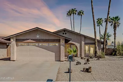 724 W Garnet Avenue, Mesa, AZ 85210 - Photo 1