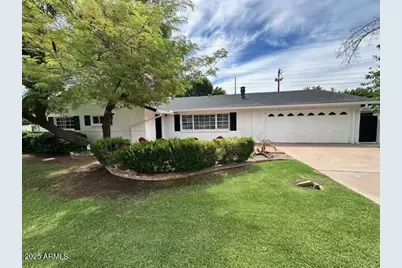 4861 E Calle Redonda, Phoenix, AZ 85018 - Photo 1