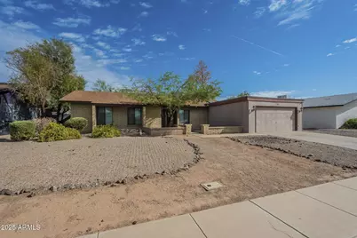 740 W Posada, Mesa, AZ 85210 - Photo 1