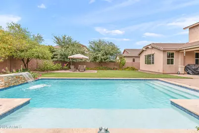 475 E Torrey Pines Place, Chandler, AZ 85249 - Photo 1