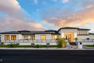 3653 E Runaway Bay Pl, Queen Creek, AZ 85142 - Photo 8