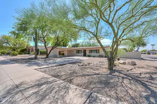 1901 E Flynn Ln, Phoenix, AZ 85016 - Photo 1