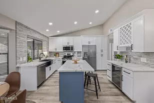 9152 W Oraibi Dr, Peoria, AZ 85382 - Photo 1