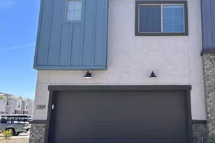 2819 W Red Fox Rd, Phoenix, AZ 85085 - Photo 1