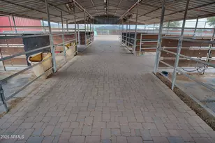 37044 N 7th Ave, Phoenix, AZ 85086 - Photo 14