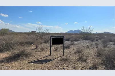 48Xx N 420th Ave -- #424, Tonopah, AZ 85354 - Photo 2