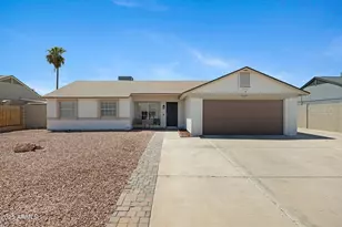 7225 W Canterbury Dr, Peoria, AZ 85345 - Photo 1