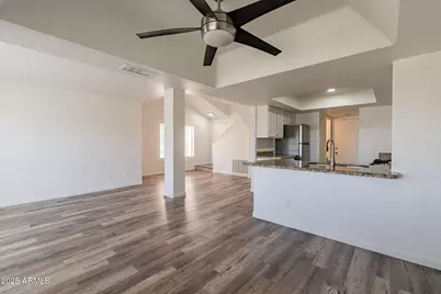 2335 W Desiree Lane, Tempe, AZ 85282 - Photo 1