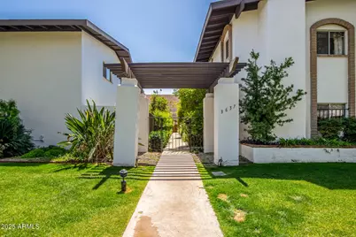 3637 E Monterosa Street #17, Phoenix, AZ 85018 - Photo 1