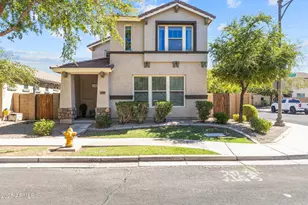 1389 S Chaparral Blvd, Gilbert, AZ 85296 - Photo 1