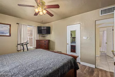 2710 E Amelia Avenue, Phoenix, AZ 85016 - Photo 14