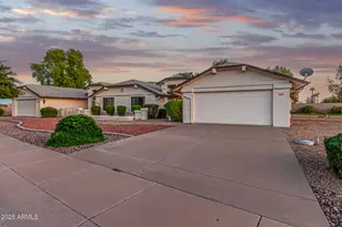 19403 N Trail Ridge Dr, Sun City West, AZ 85375 - Photo 1