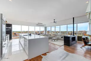 4422 N 75th St, Scottsdale, AZ 85251 - Photo 1