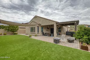 17456 W Hedgehog Pl, Surprise, AZ 85387 - Photo 1