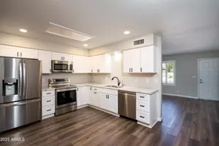 2064 S Farnsworth Dr, Mesa, AZ 85209 - Photo 1