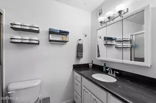 9430 W Mariposa Grande Ln, Peoria, AZ 85383 - Photo 8