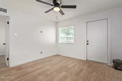 1647 W Garfield Street, Phoenix, AZ 85007 - Photo 1