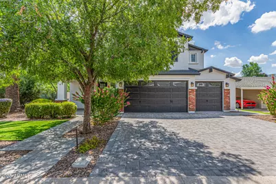 3841 E Devonshire Avenue, Phoenix, AZ 85018 - Photo 1