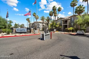 2025 E Campbell Ave, Phoenix, AZ 85016 - Photo 1