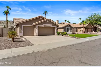 330 E South Fork Drive, Phoenix, AZ 85048 - Photo 1