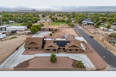 4102 W Acoma Drive, Phoenix, AZ 85053 - Photo 1