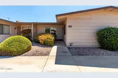 17421 N Boswell Boulevard, Sun City, AZ 85373 - Photo 1