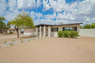 3016 E Larkspur, Phoenix, AZ 85032 - Photo 1