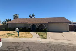 11615 N 39th Dr, Phoenix, AZ 85029 - Photo 1