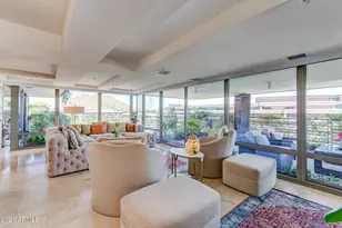 7161 E Rancho Vista Dr, Scottsdale, AZ 85251 - Photo 1