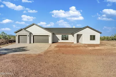 2045 Bella Vista, Williams, AZ 86046 - Photo 1