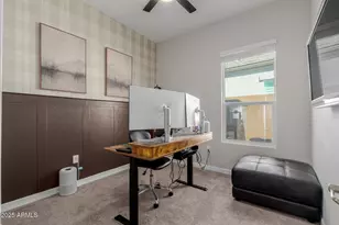 2235 E Saguaro Park Ln, Phoenix, AZ 85024 - Photo 28