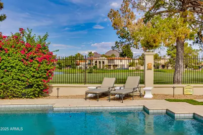 87 Biltmore Estate, Phoenix, AZ 85016 - Photo 1