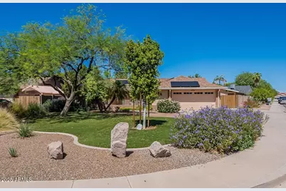 486 E Providence Drive, Casa Grande, AZ 85122 - Photo 1