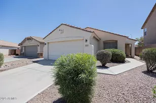 6715 S 35th Dr, Phoenix, AZ 85041 - Photo 1