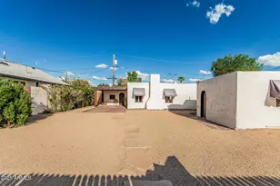 2519 N 28th, Phoenix, AZ 85008 - Photo 1