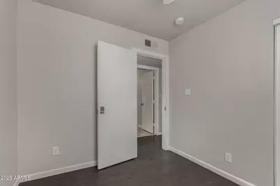 4228 S 19th Place, Phoenix, AZ 85040 - Photo 16