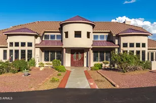 9295 S Bryerly Dr, Hereford, AZ 85615 - Photo 1