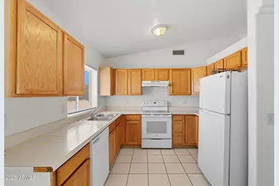 11177 W Cambria Circle, Arizona City, AZ 85123 - Photo 1