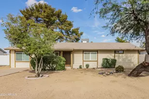 2138 E Monte Cristo Ave, Phoenix, AZ 85022 - Photo 1